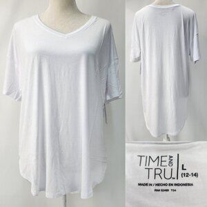 New Time and Tru Womens Large 12-14 Relaxed Tunic Top V-neck White Rayon Shirt